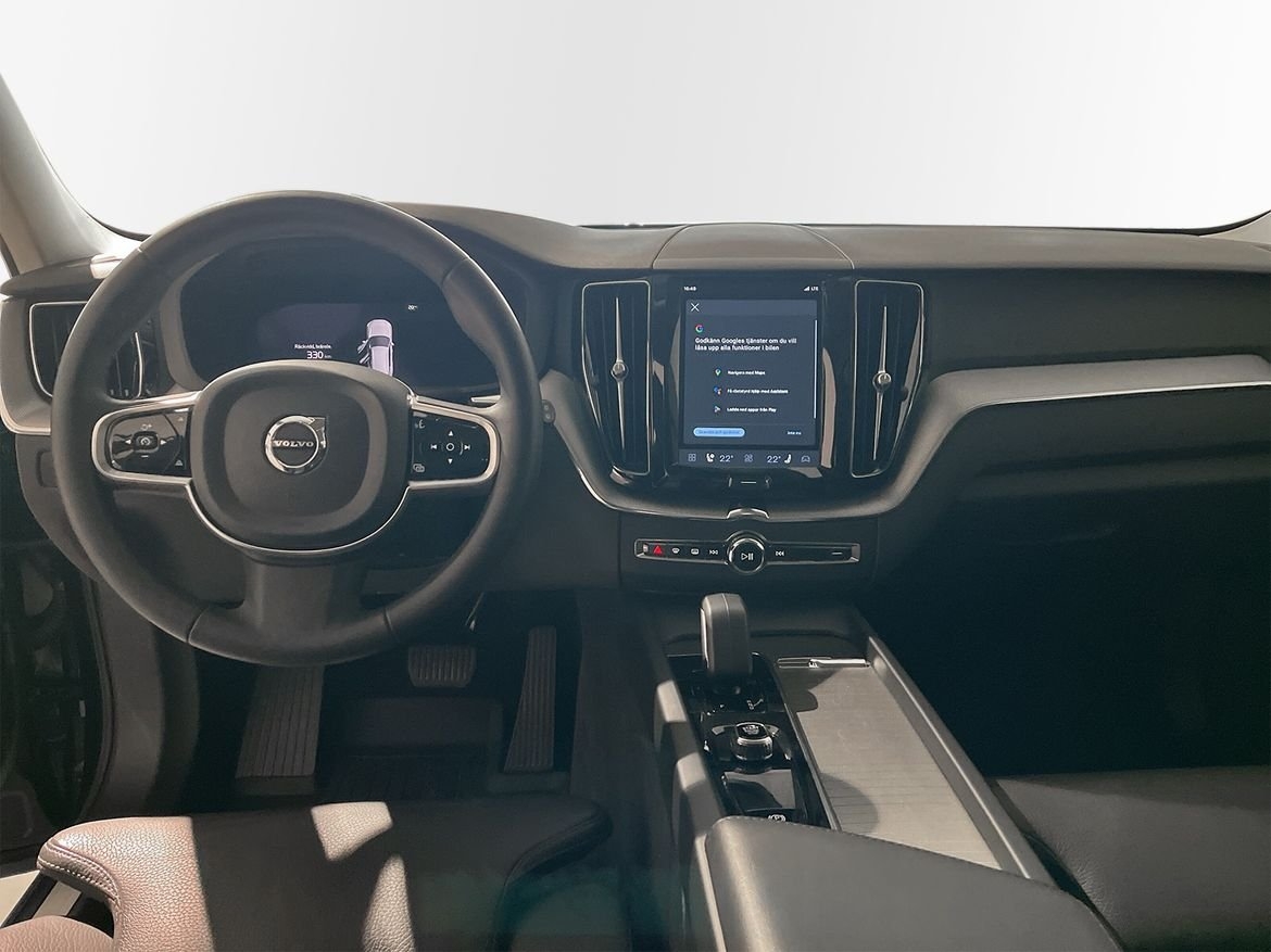 Volvo XC60 B4 AWD Diesel Plus Bright 2023, bild 6/16
