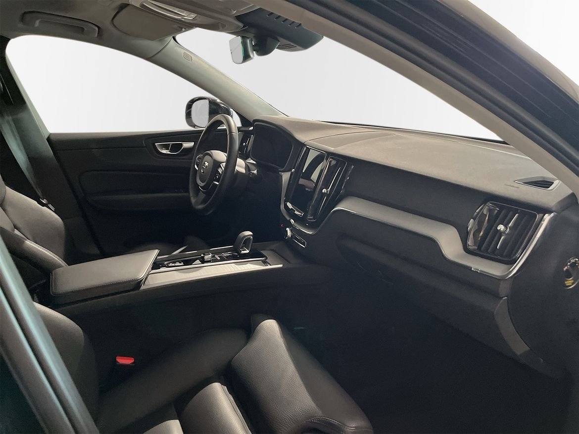 Volvo XC60 B4 AWD Diesel Plus Bright 2023, bild 5/16