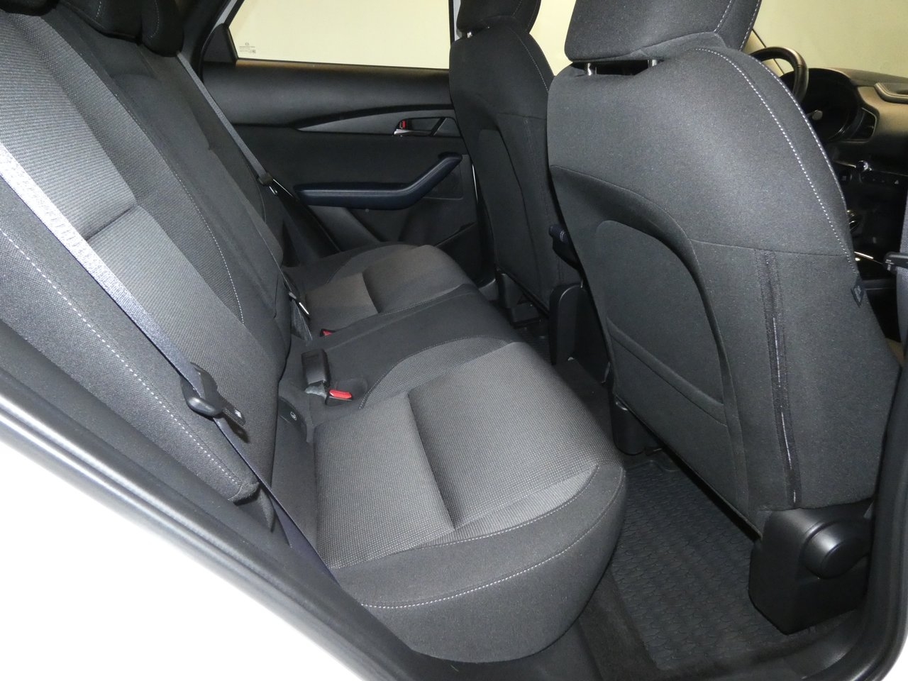 Mazda CX-30 2020, kuva 6/10