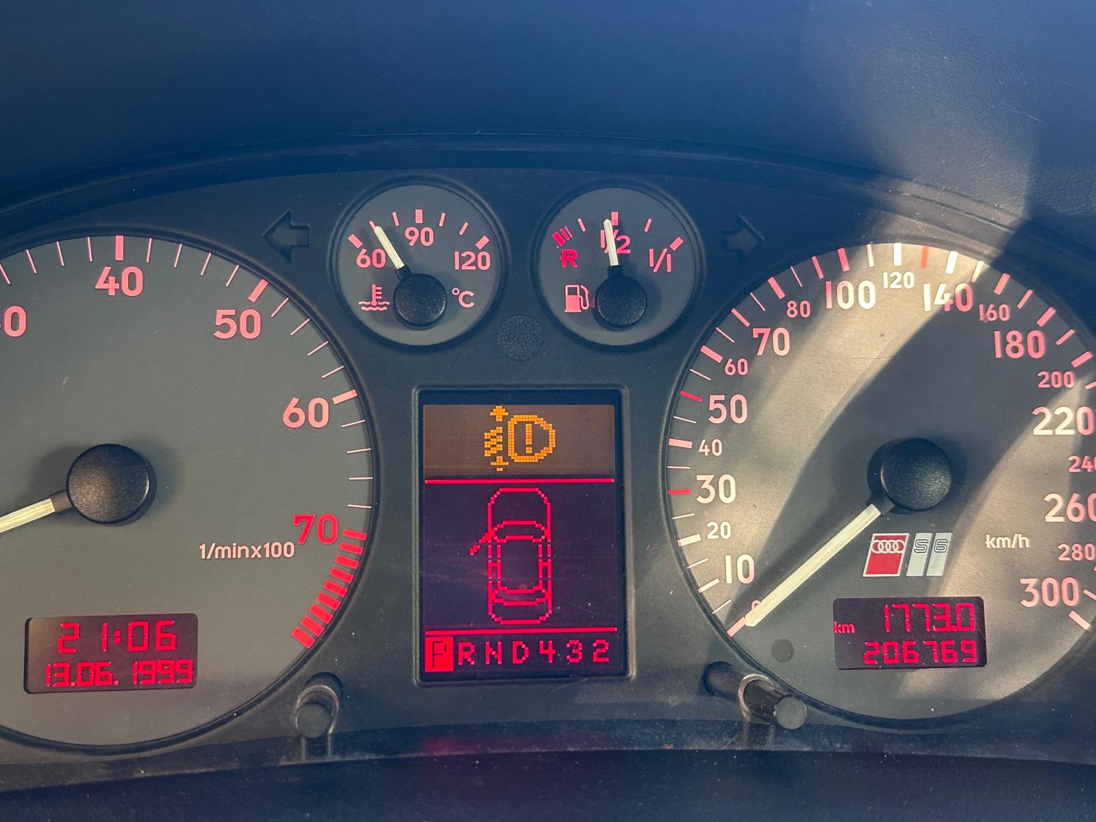Audi S6 2000, kuva 5/10