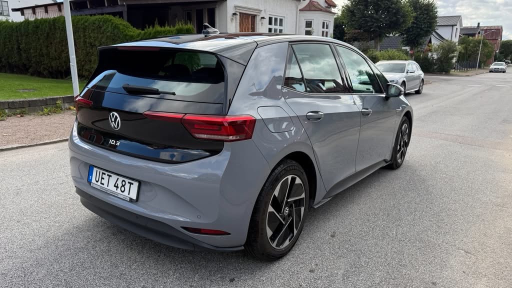 Volkswagen ID.3 Pro Performance 2021, photo 2/10