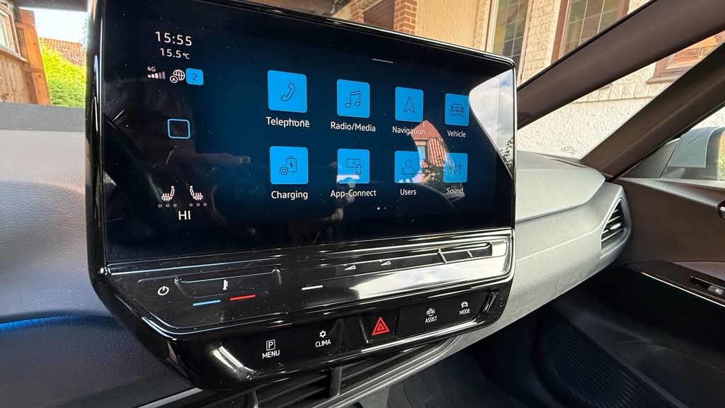 Volkswagen ID.3 Pro Performance 2021, photo 6/10