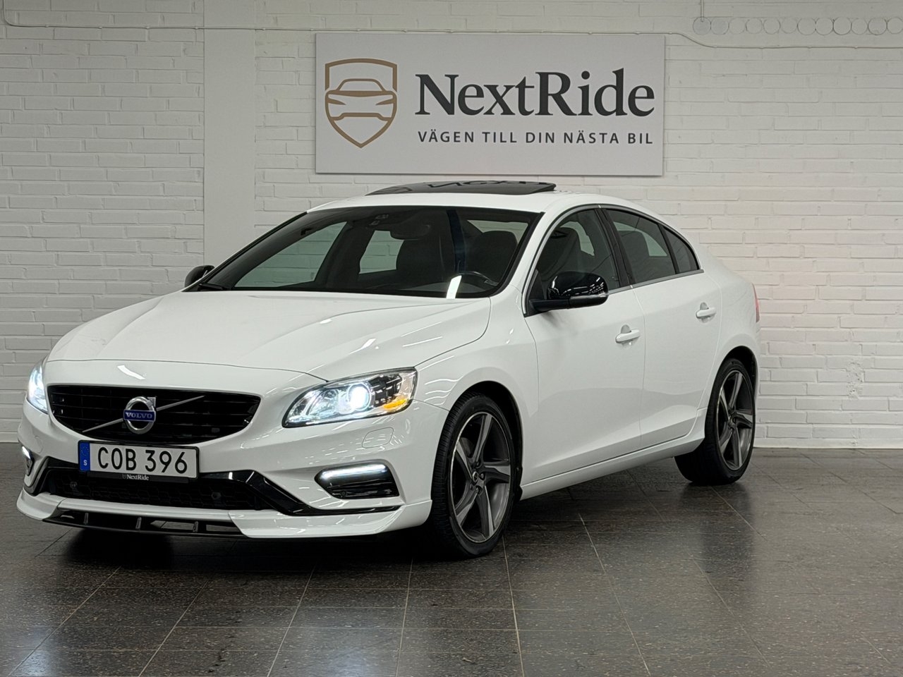 Volvo S60 2015, photo 2/10