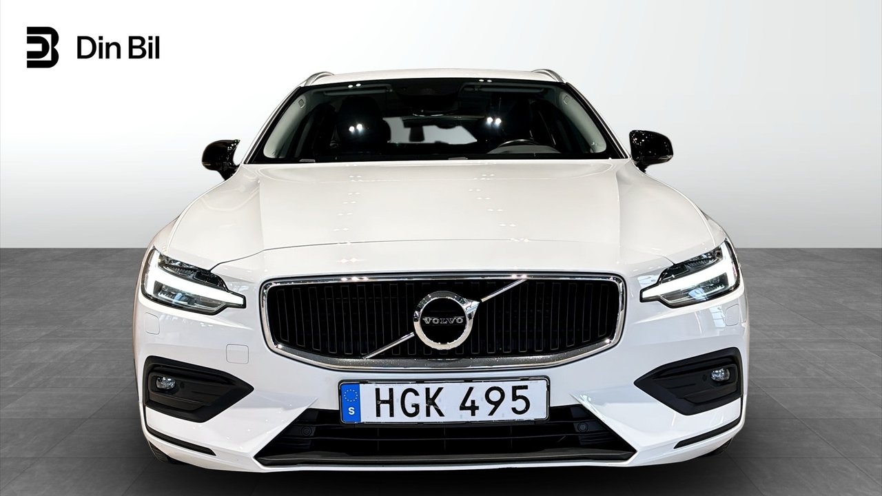 Volvo V60 2019, photo 4/10