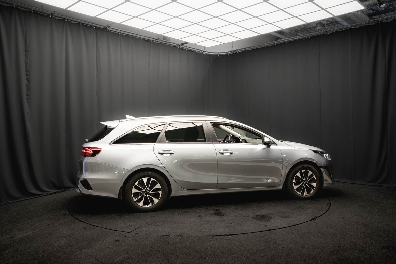 Kia Ceed Plug-in Advance DRAG 2022, bild 6/10