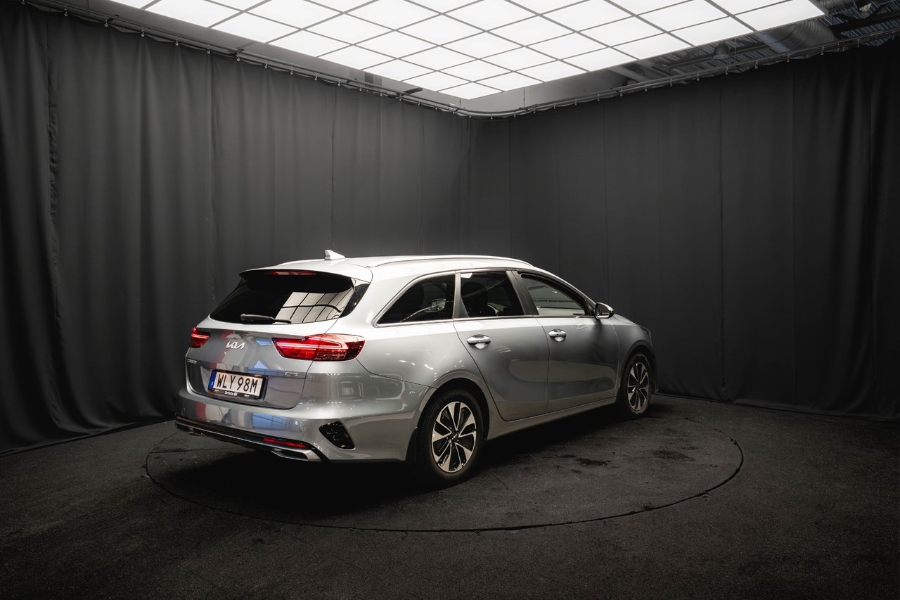 Kia Ceed Plug-in Advance DRAG 2022, bild 7/10