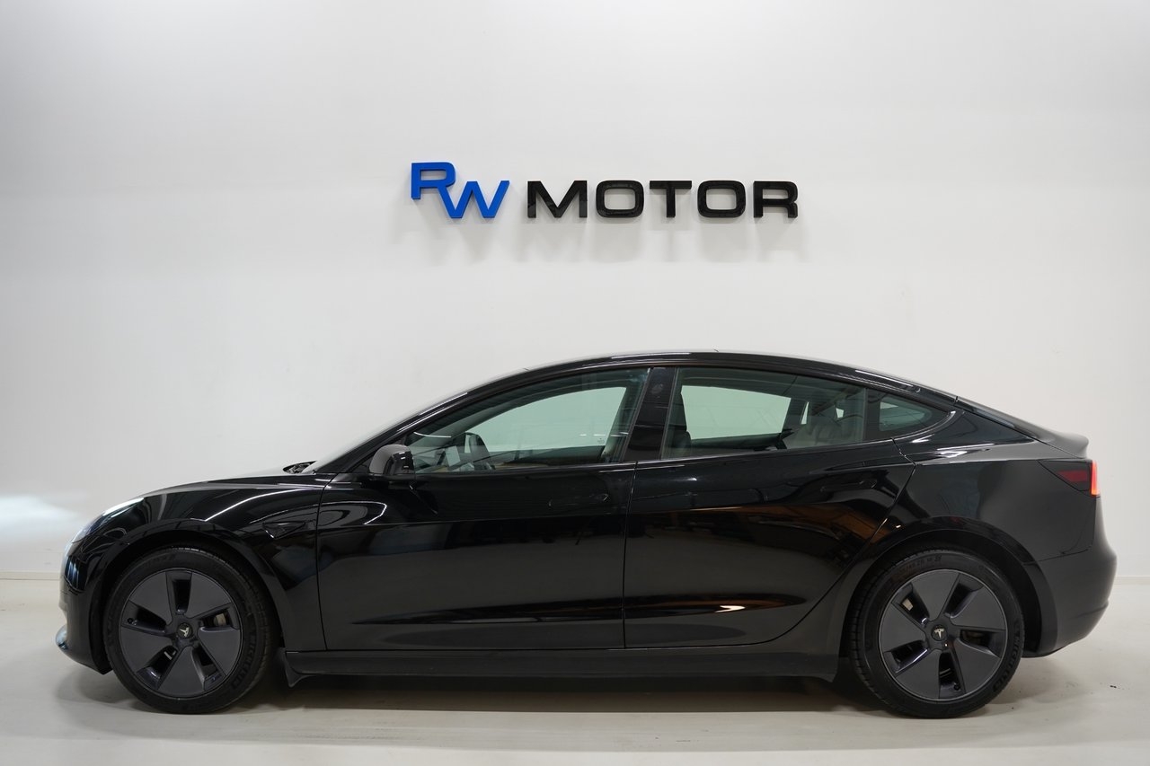 Tesla Model 3 283hk Värmepump 2023, bild 4/10