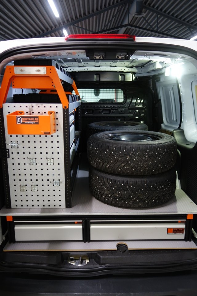Ford Transit Connect 2018, bild 7/8
