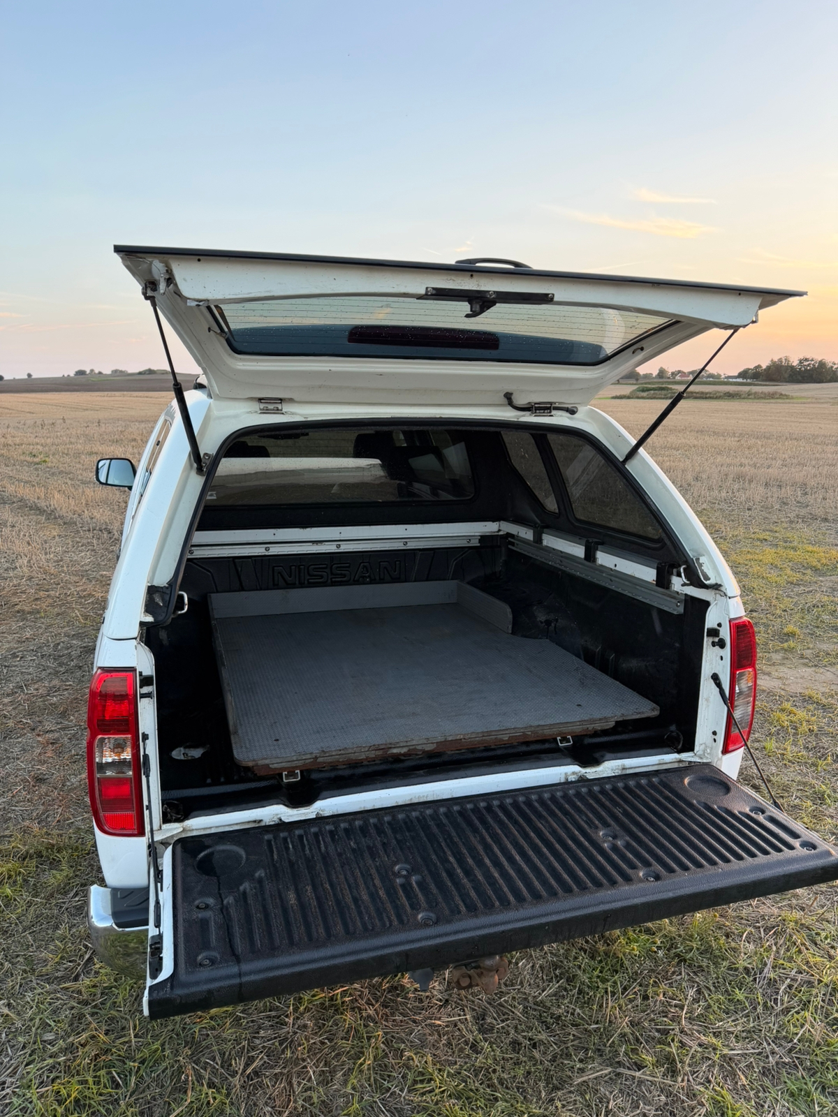 Nissan Navara 2016, bild 4/6