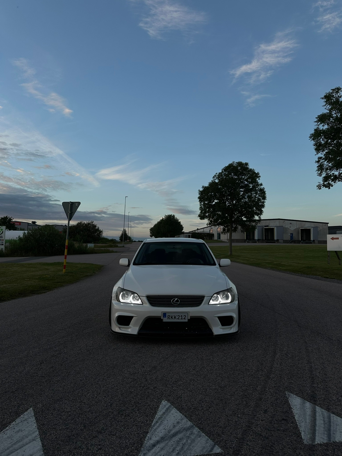 Lexus IS 200 2.0 Manuell 2000, photo 3/5