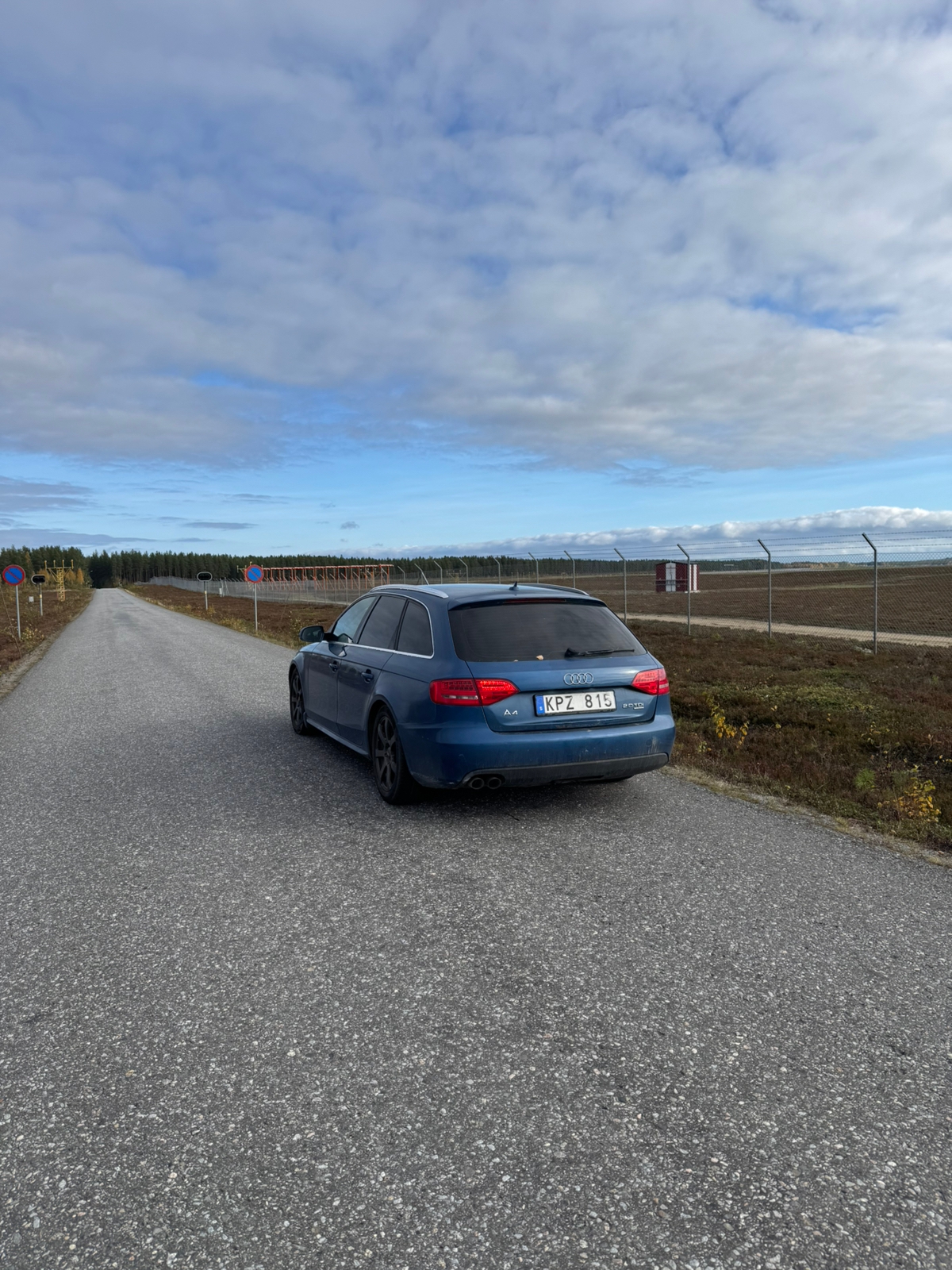 Audi A4 2010, bild 4/6