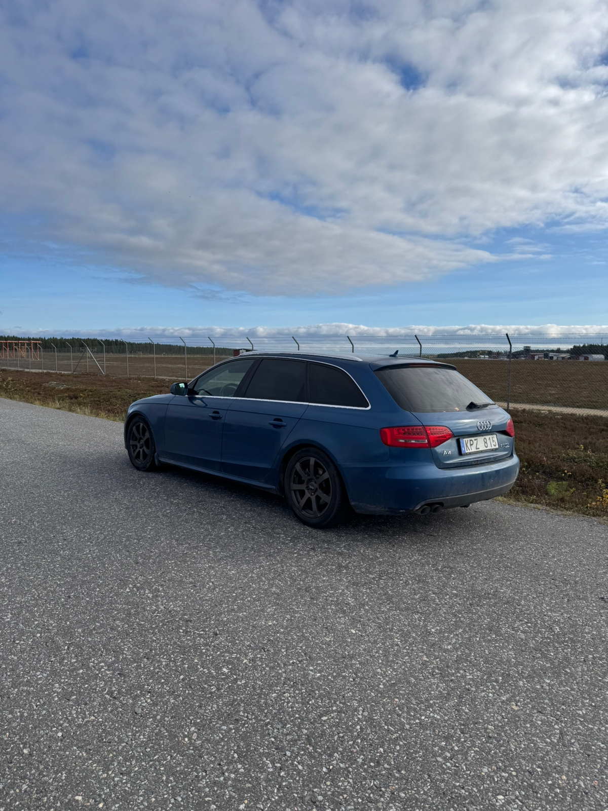 Audi A4 2010, bild 5/6