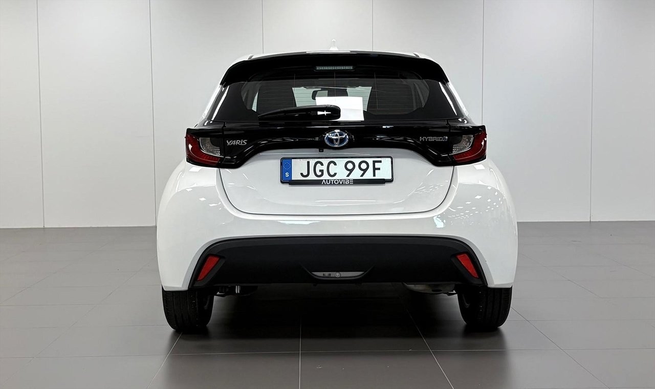 Toyota Yaris Active Hybrid 116HK 2024, photo 5/10