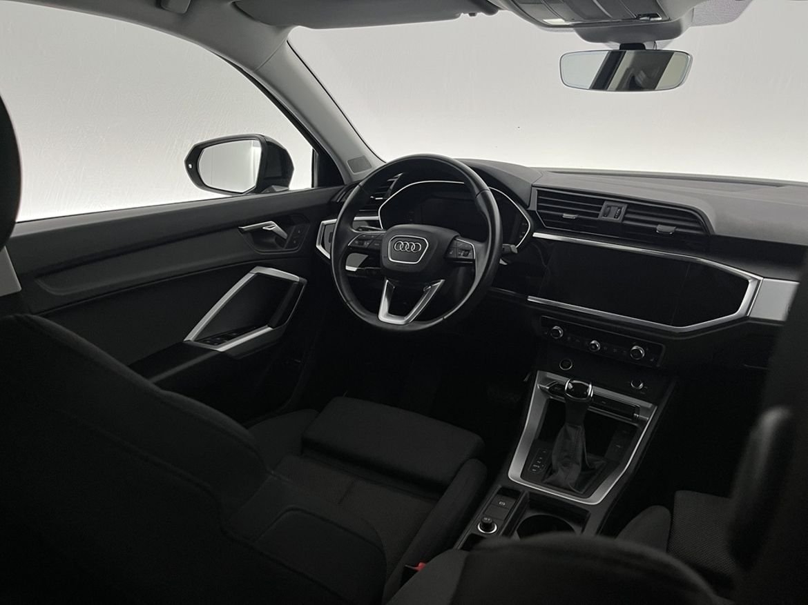 Audi Q3 TFSI e 245hk S Tronic SvartOptik 2024, bild 6/10