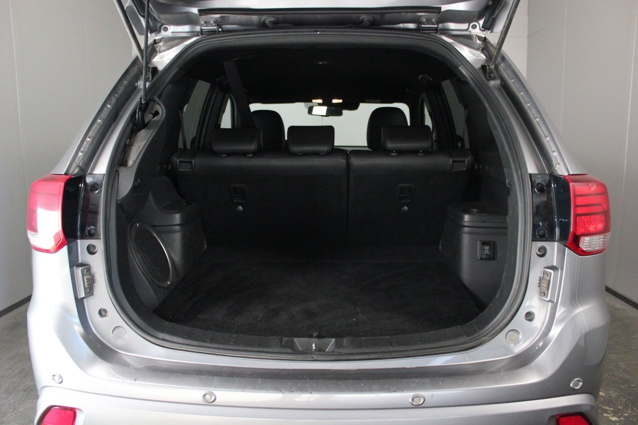 Mitsubishi Outlander 2019, bild 7/10
