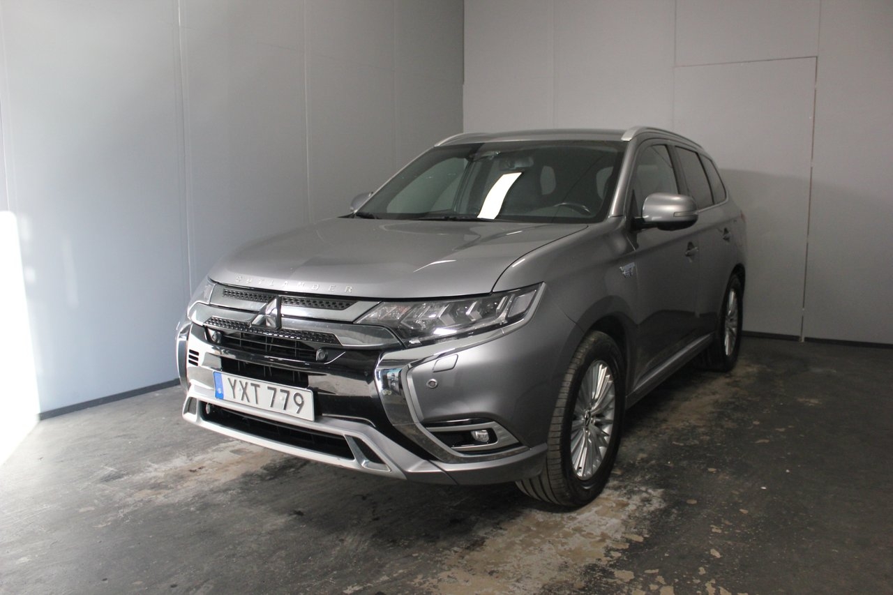 Mitsubishi Outlander 2019, bild 2/10