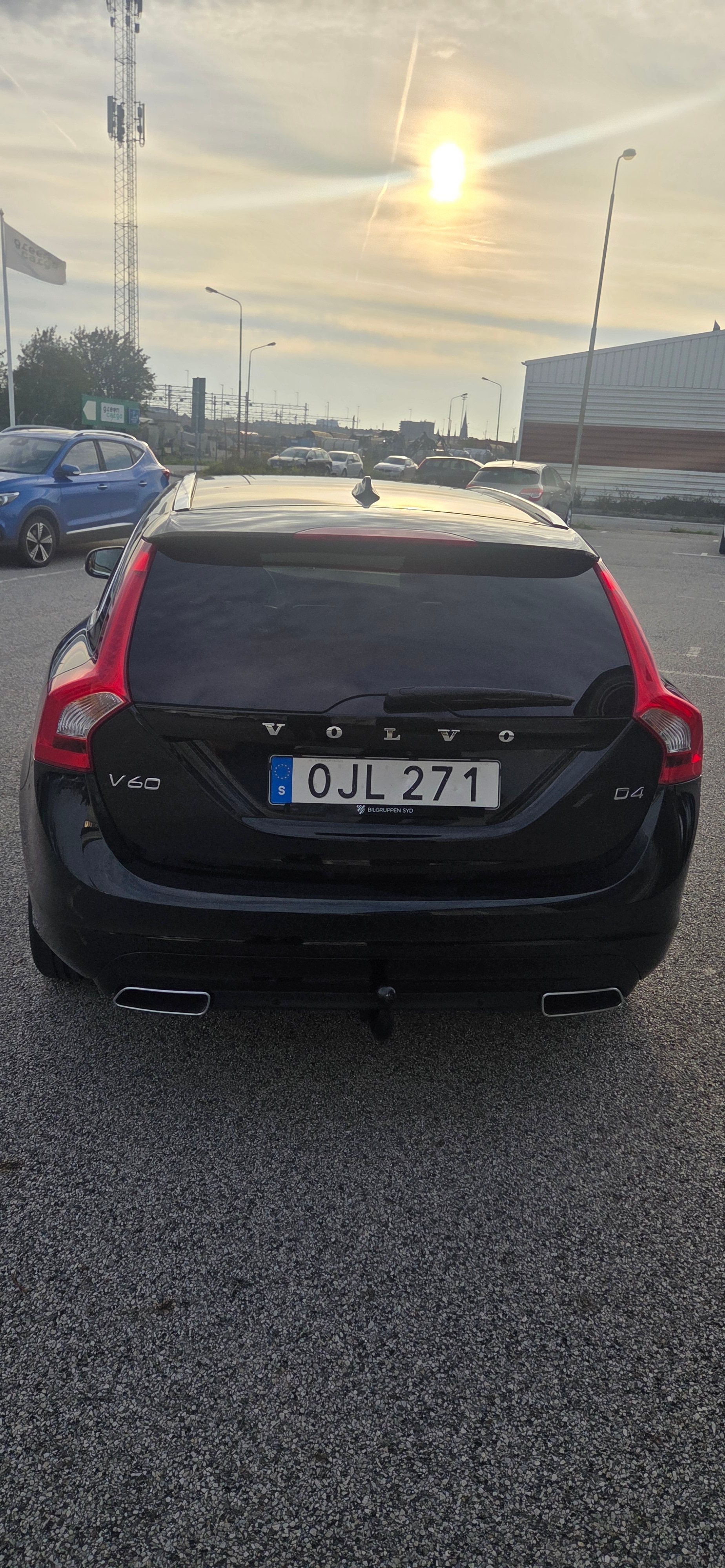Volvo V60 D4 Geartronic 2017, bild 6/10