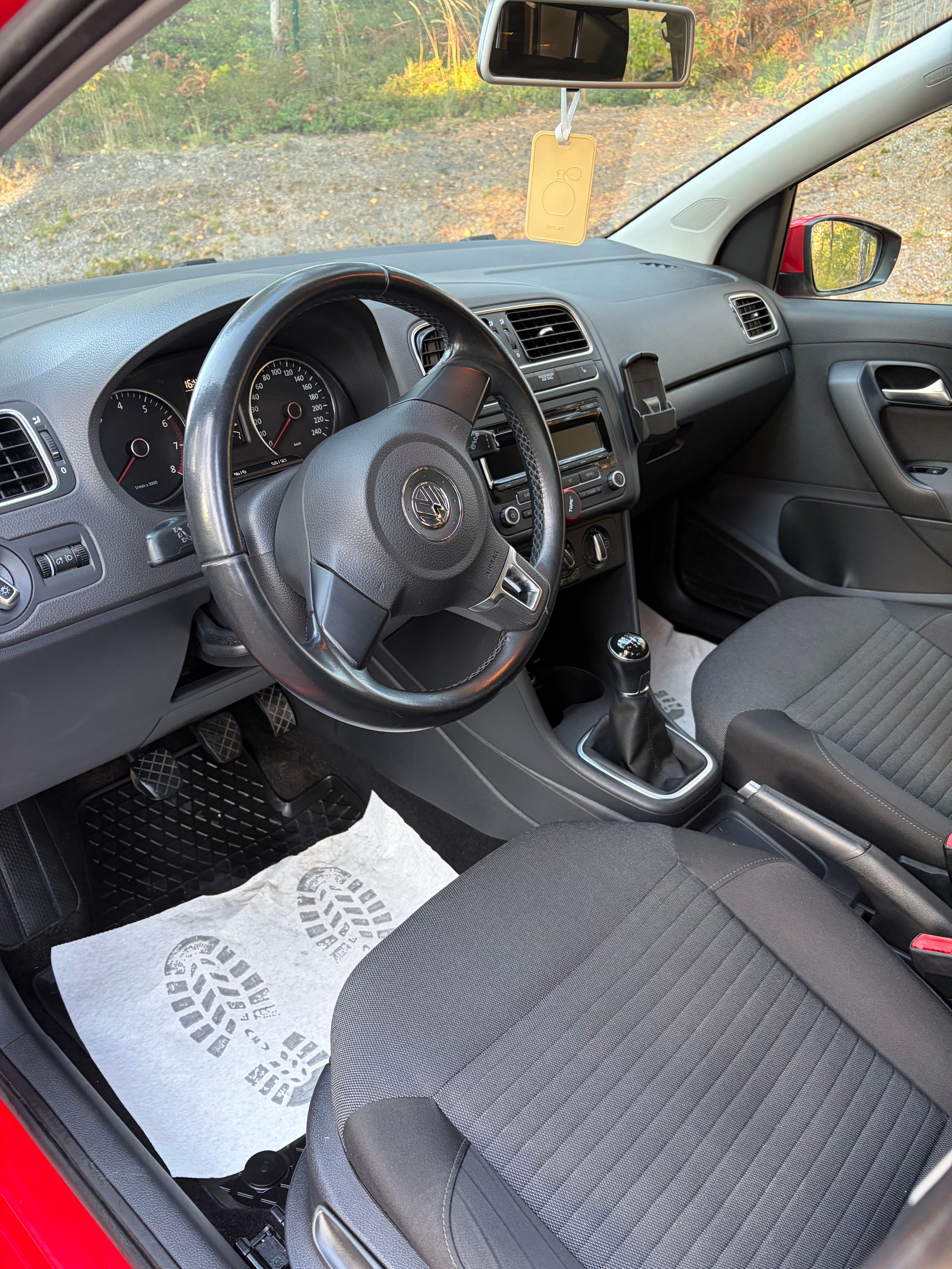 Volkswagen Polo 5-dörrar 1.4 MPI Manuell 2014, bild 6/10