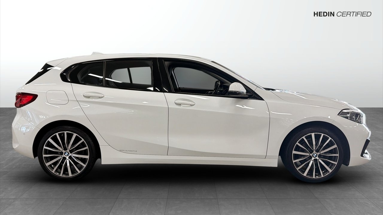 BMW 118 i 140hk Sport line 2020, bild 4/10