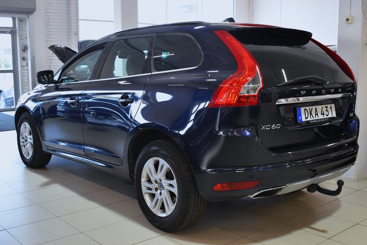 Volvo XC60 2016, photo 3/10
