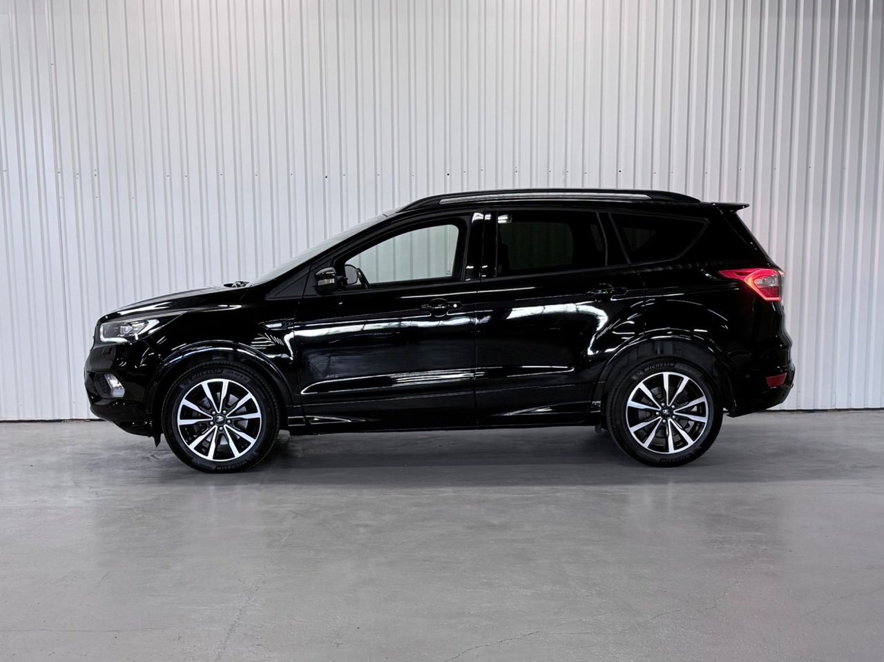 Ford Kuga 2018, kuva 6/10