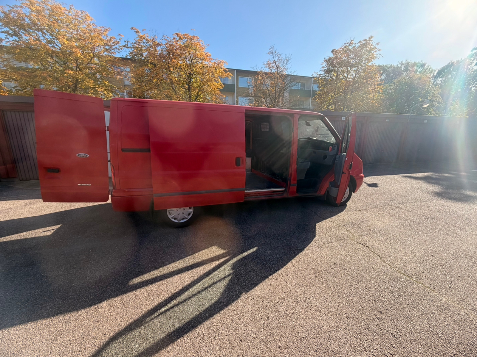 Ford Transit T300 2.2 TDCi Manuell 2013, bild 5/10