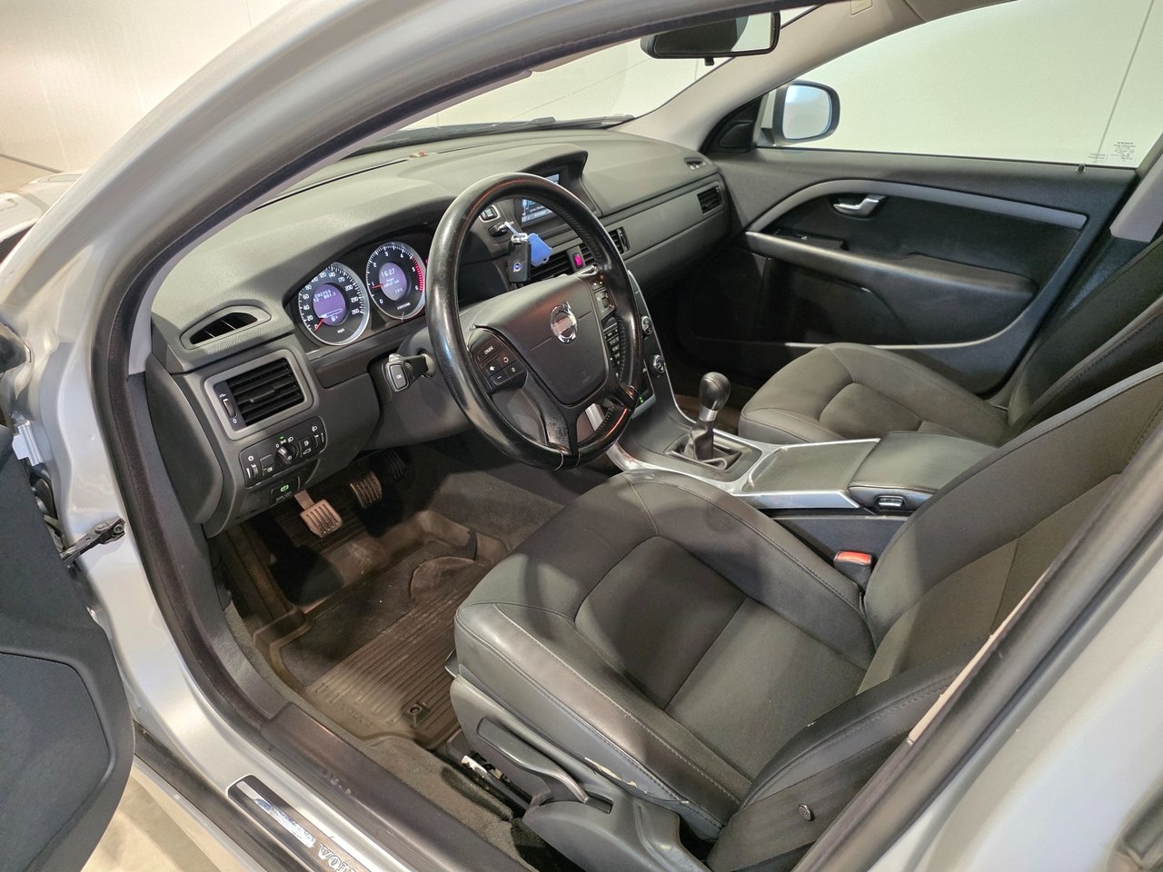 Volvo V70 2013, bild 4/10
