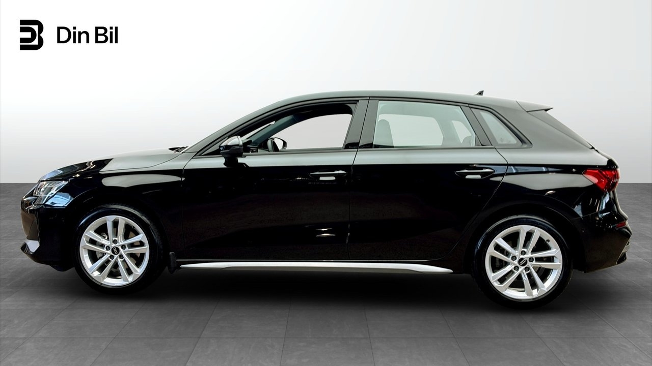 Audi A3 2025, bild 2/10