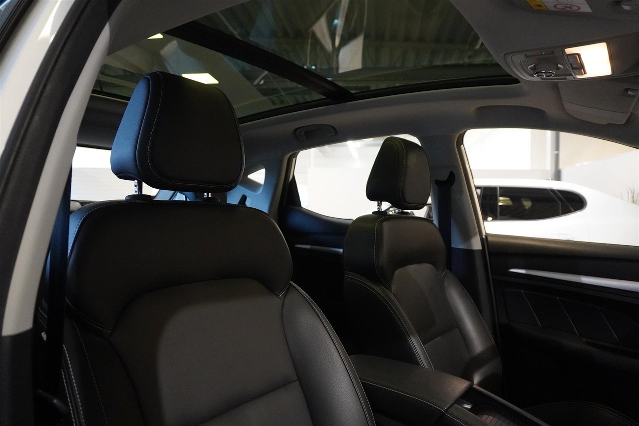 MG ZS Luxury 45kWh Dover White 2021, bild 7/10
