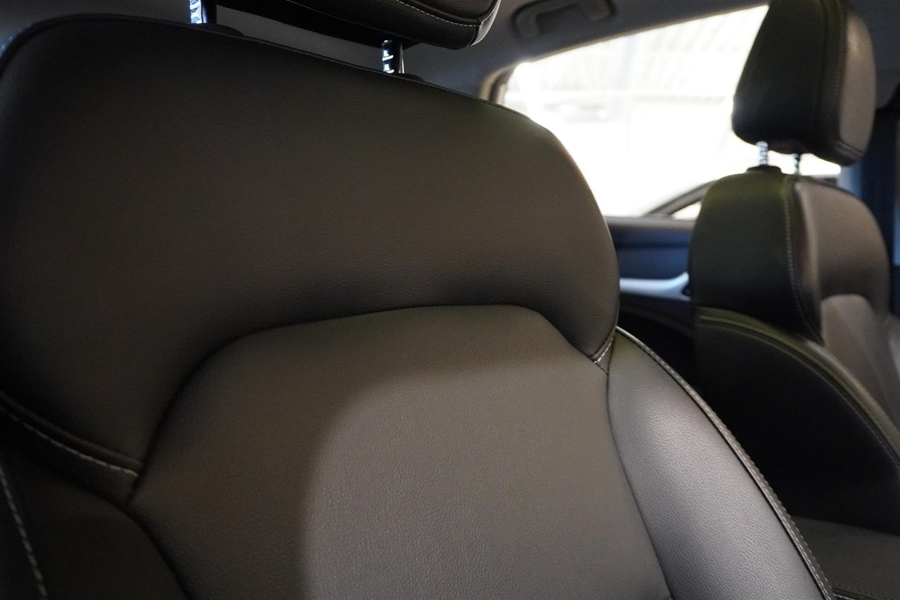MG ZS Luxury 45kWh Dover White 2021, bild 6/10