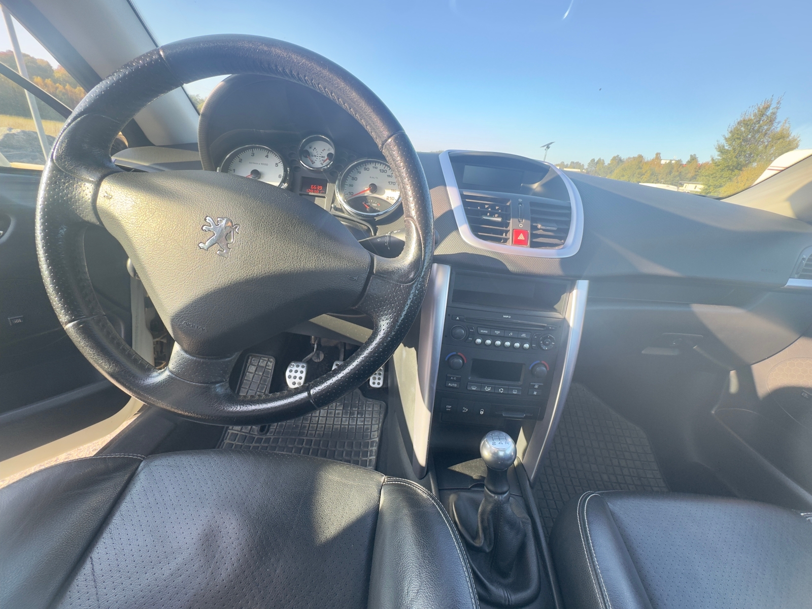 Peugeot 207 CC 1.6 THP Manuell 2007, bild 5/10