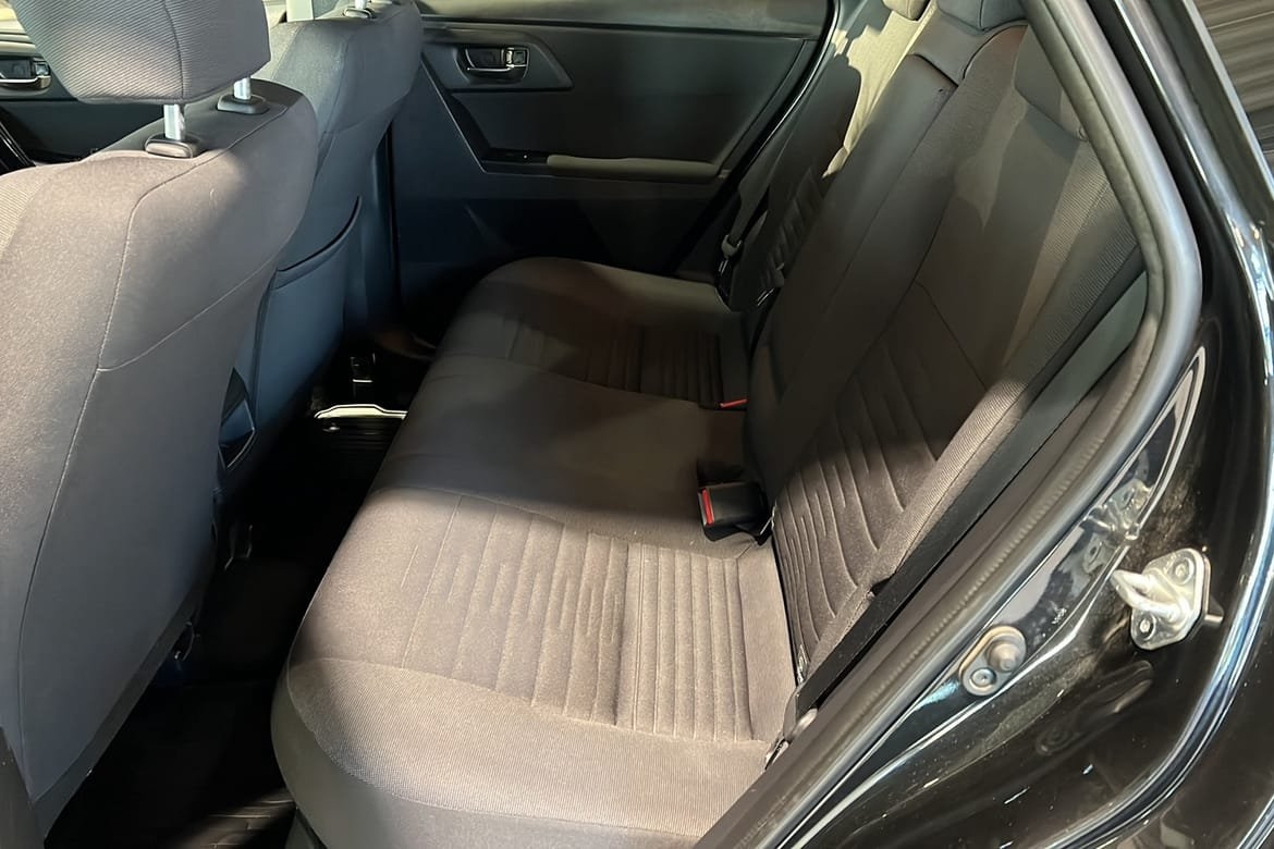 Toyota Auris 2016, bild 7/10
