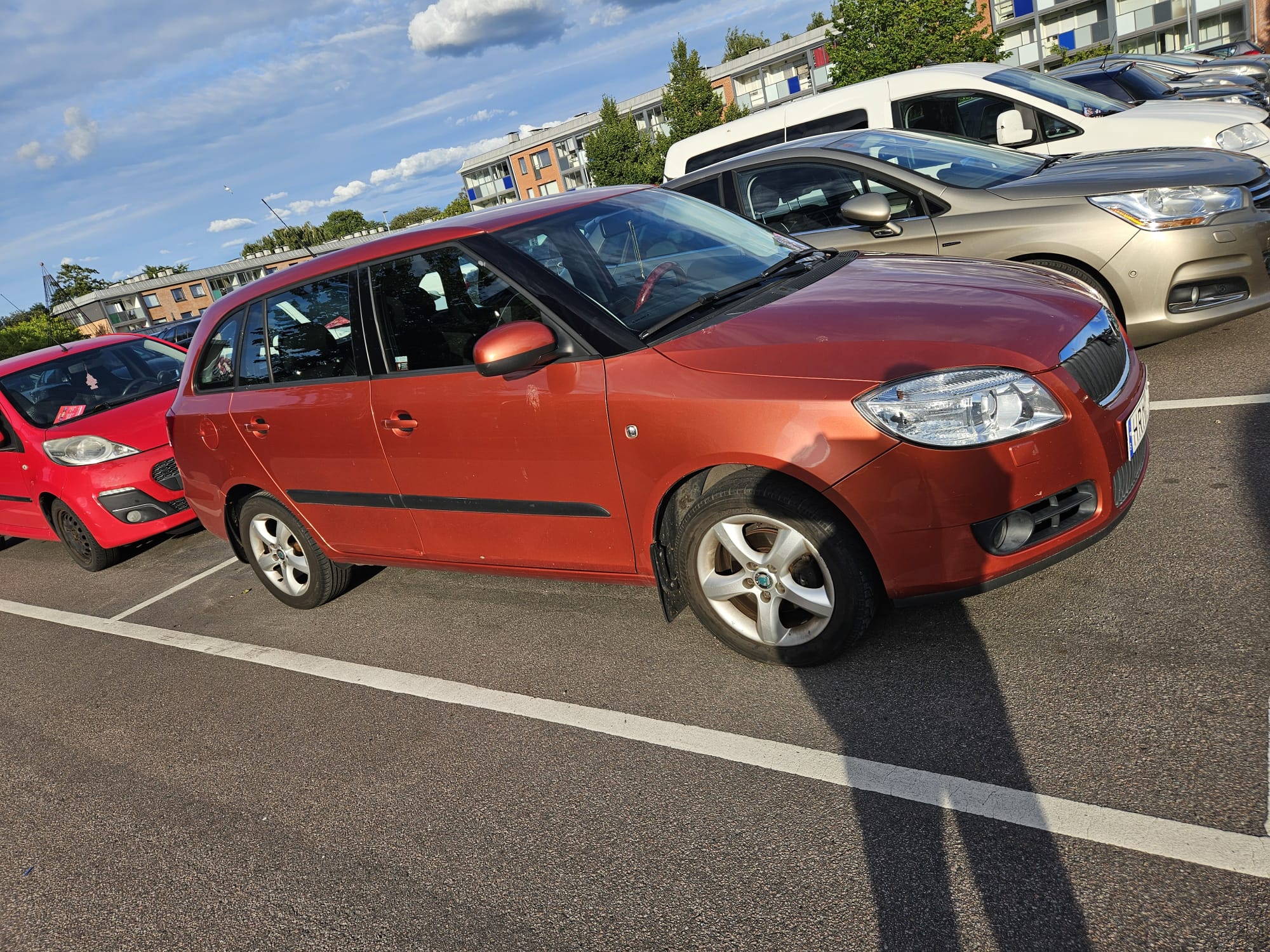 Skoda Fabia Kombi 1.4 Manuell 2009, bild 2/10