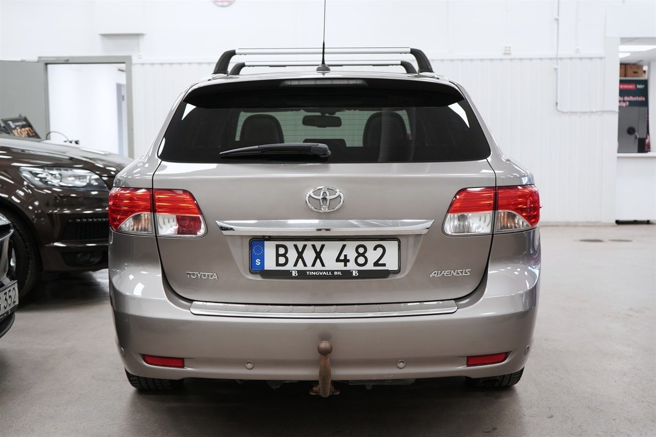 Toyota Avensis 2.2 D-4D EXECUTIVE 2014, bild 4/10