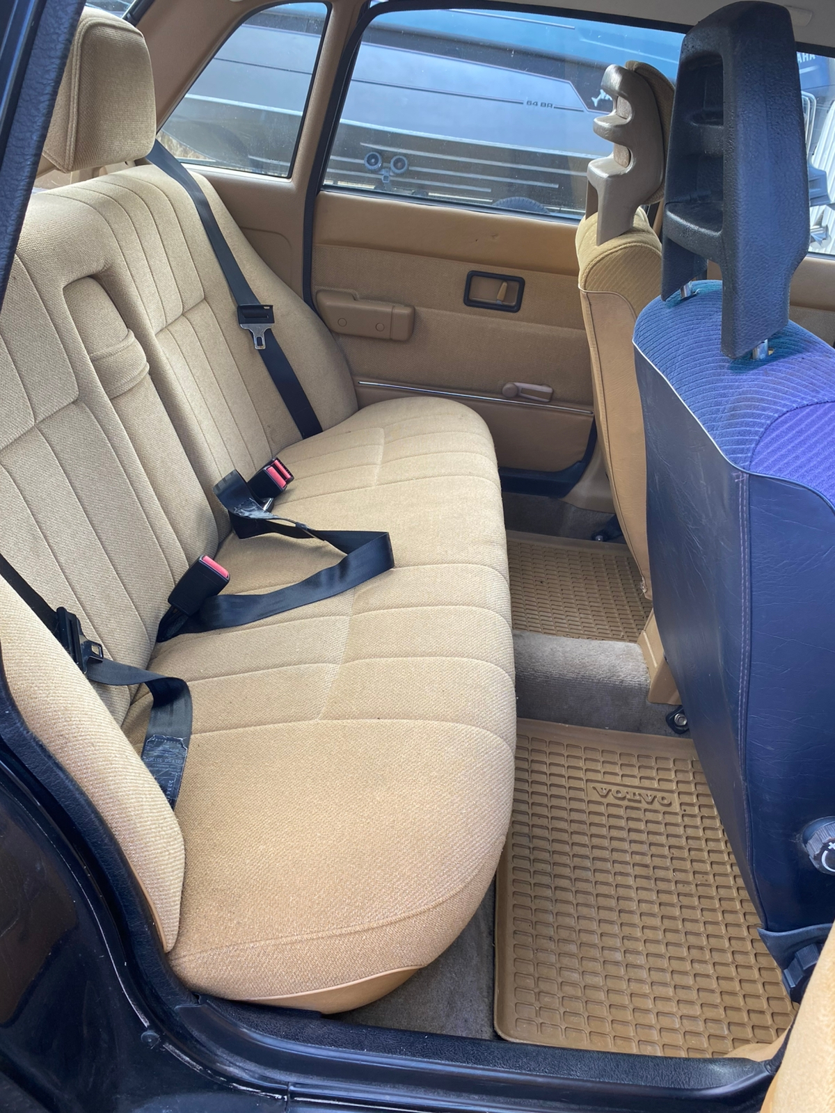 Volvo 240 1991, photo 6/8