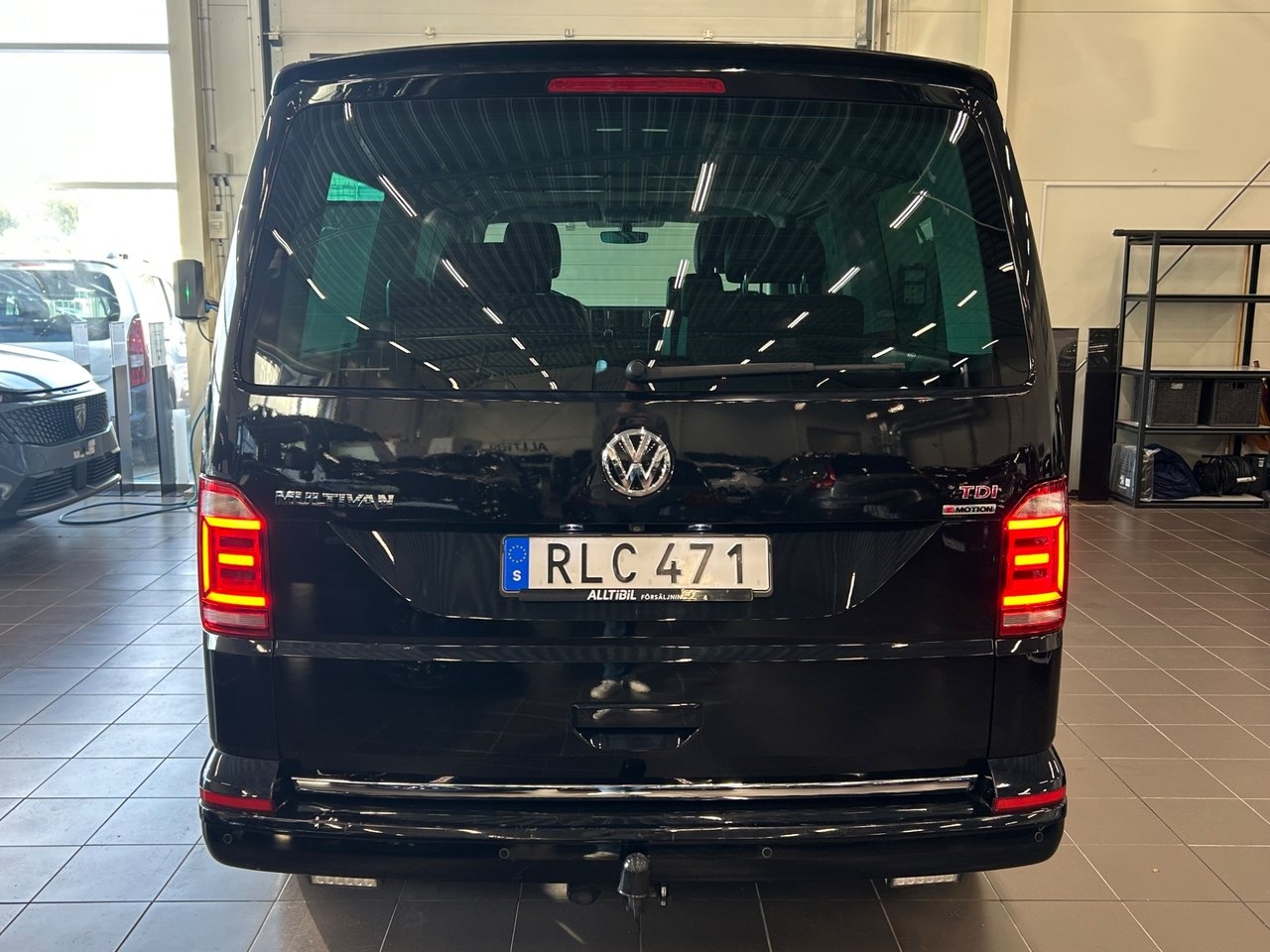 Volkswagen Multivan 2018, kuva 6/10