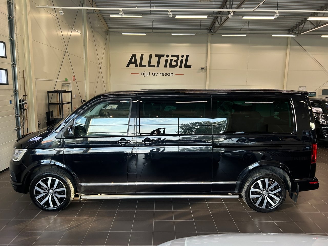 Volkswagen Multivan 2018, kuva 4/10