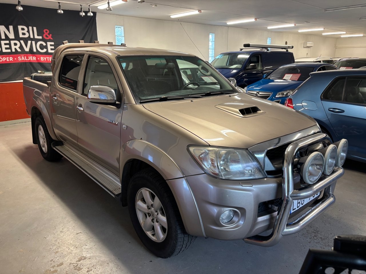 Toyota HiLux Dubbelhytt 3.0 D-4D 4x4 2010, bild 2/10