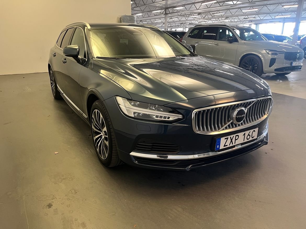 Volvo V90 Recharge T6 Core Bright 2024, photo 6/10