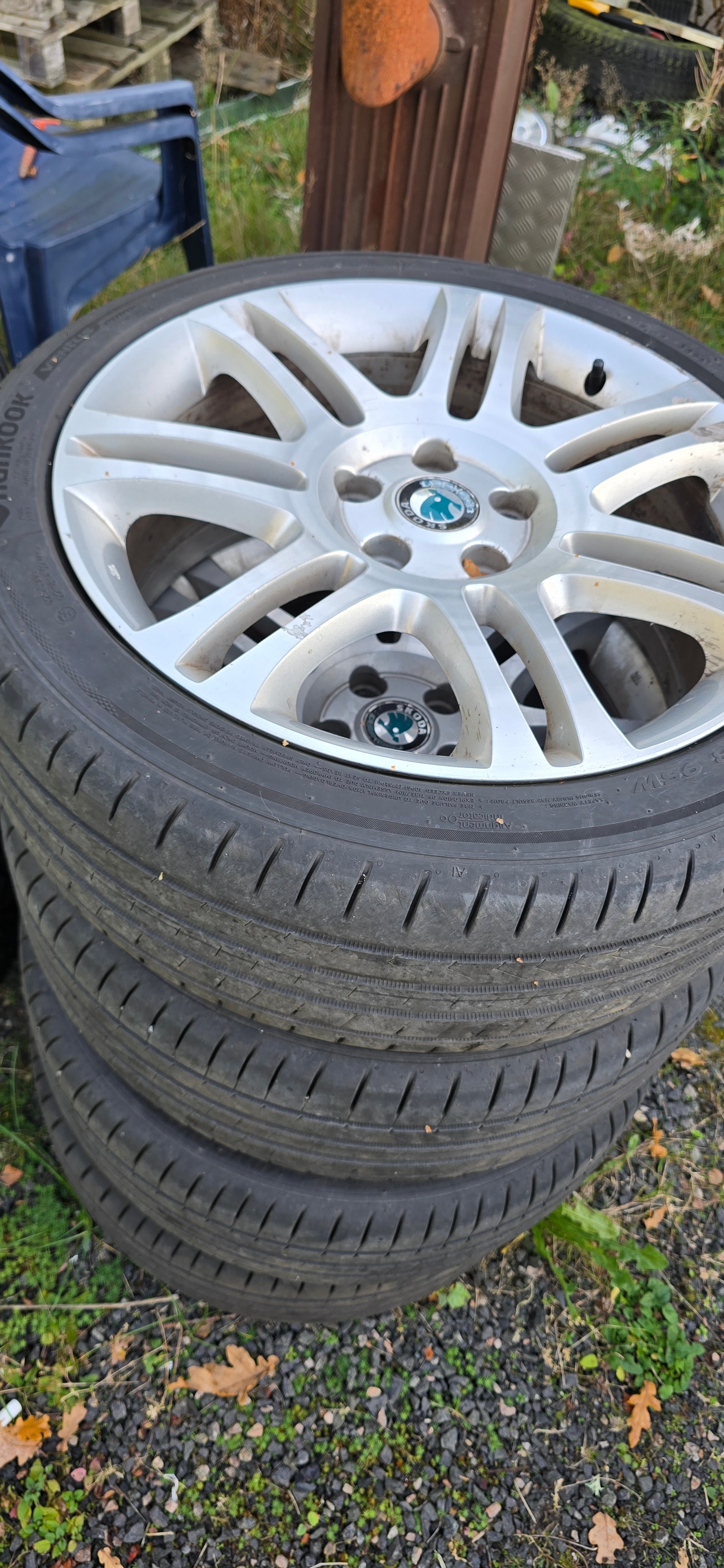 Skoda Superb 2011, bild 5/9