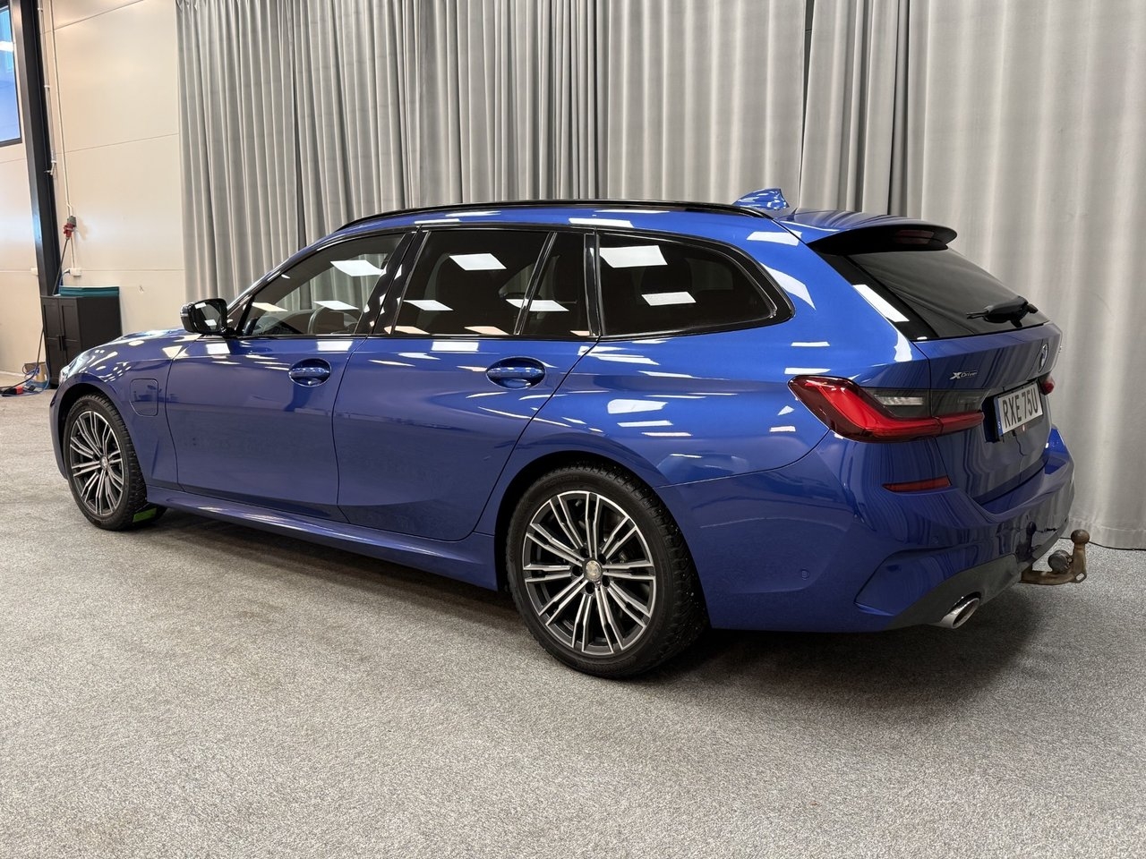 BMW 330 2021, kuva 3/10