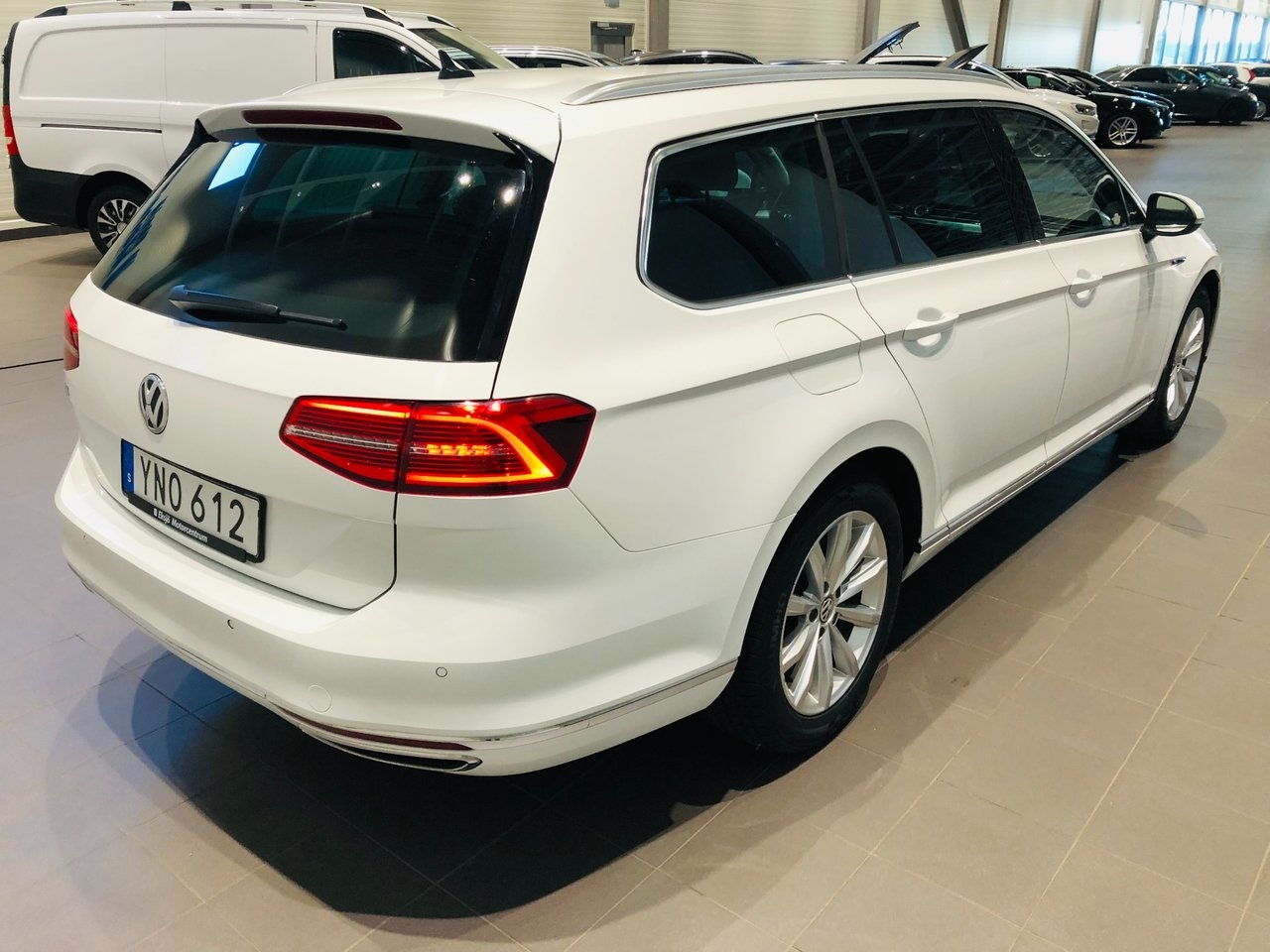 Volkswagen Passat 2018, bild 3/9