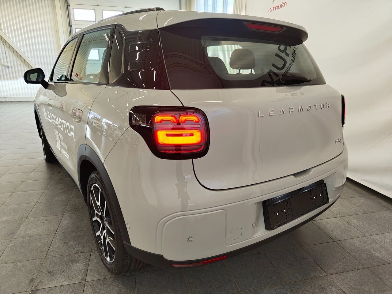 Leapmotor B03X Design Promax 53 kWh 2026, photo 4/10