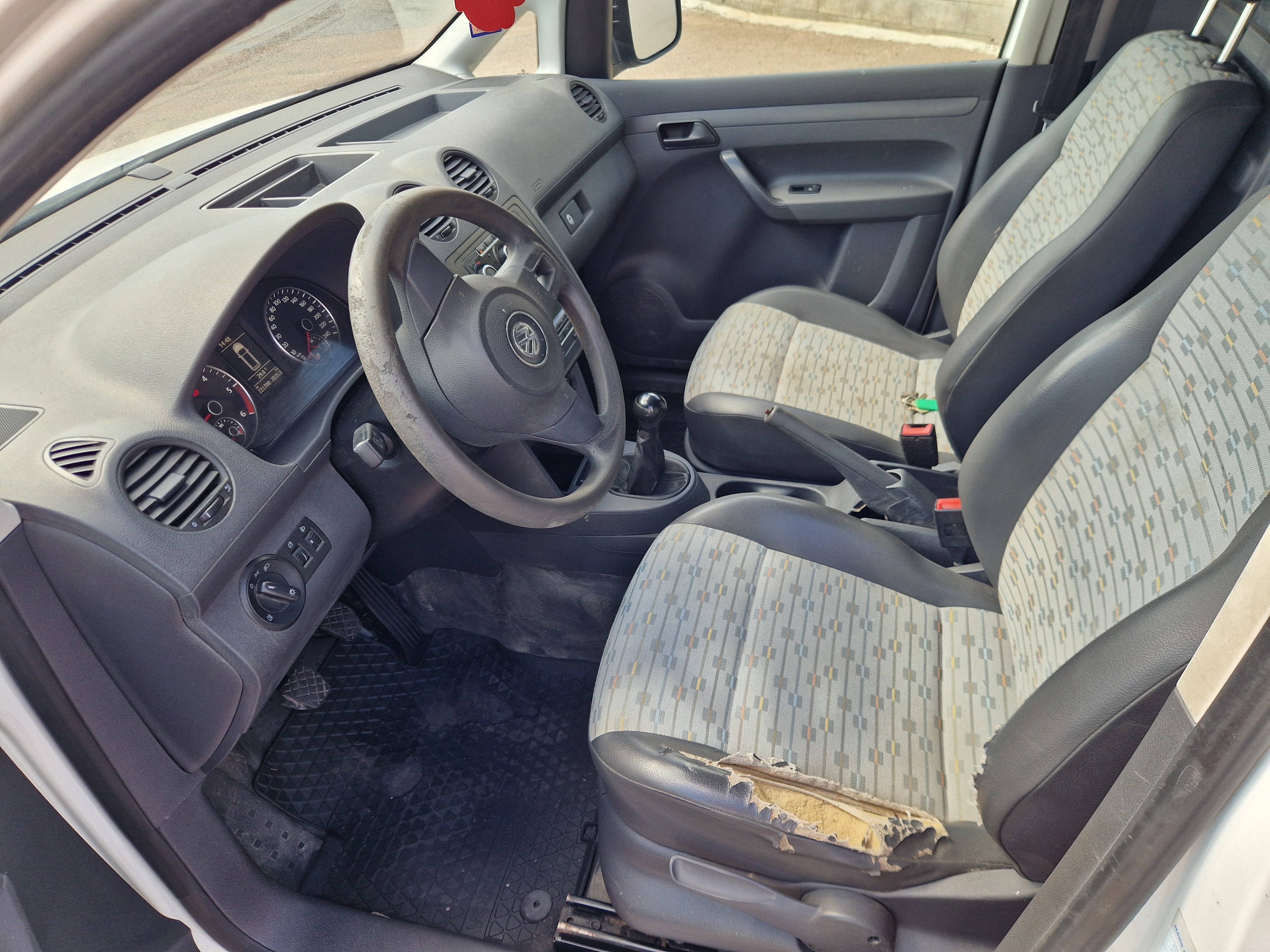 Volkswagen Caddy Maxi 2012, bild 7/8