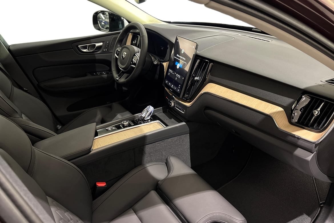 Volvo XC60 T6 Plus Dark Nordic Edition 2027, bild 7/10