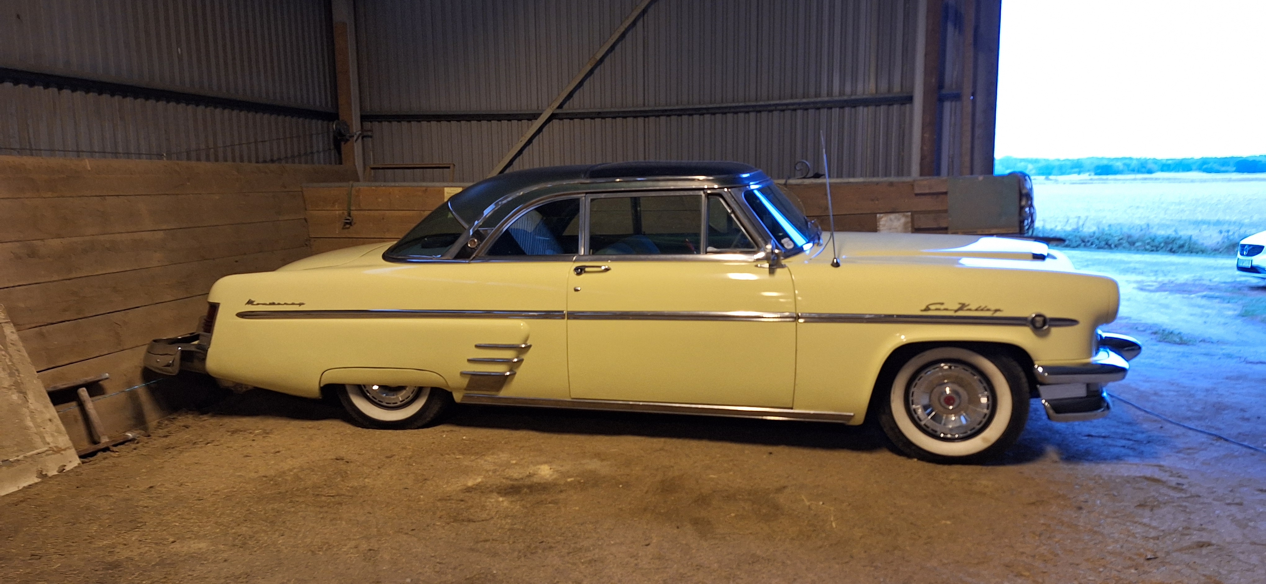 Mercury Monterey