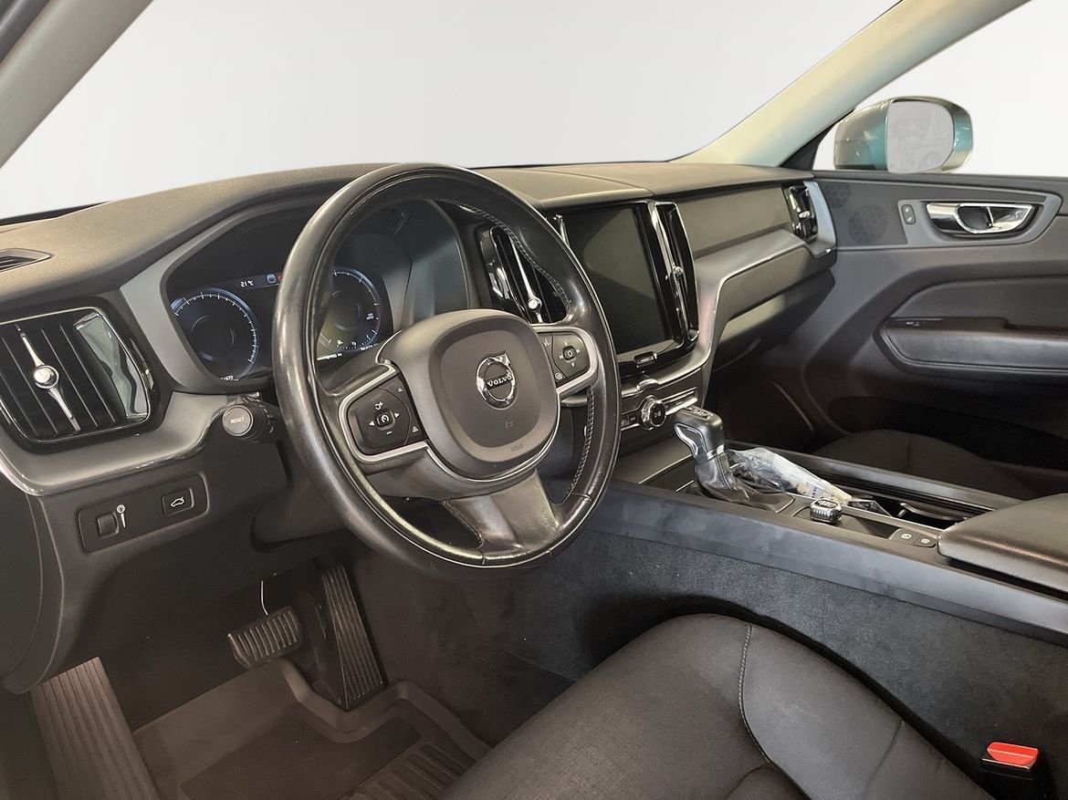 Volvo XC60 D4 AWD Momentum SE 2019, bild 7/10