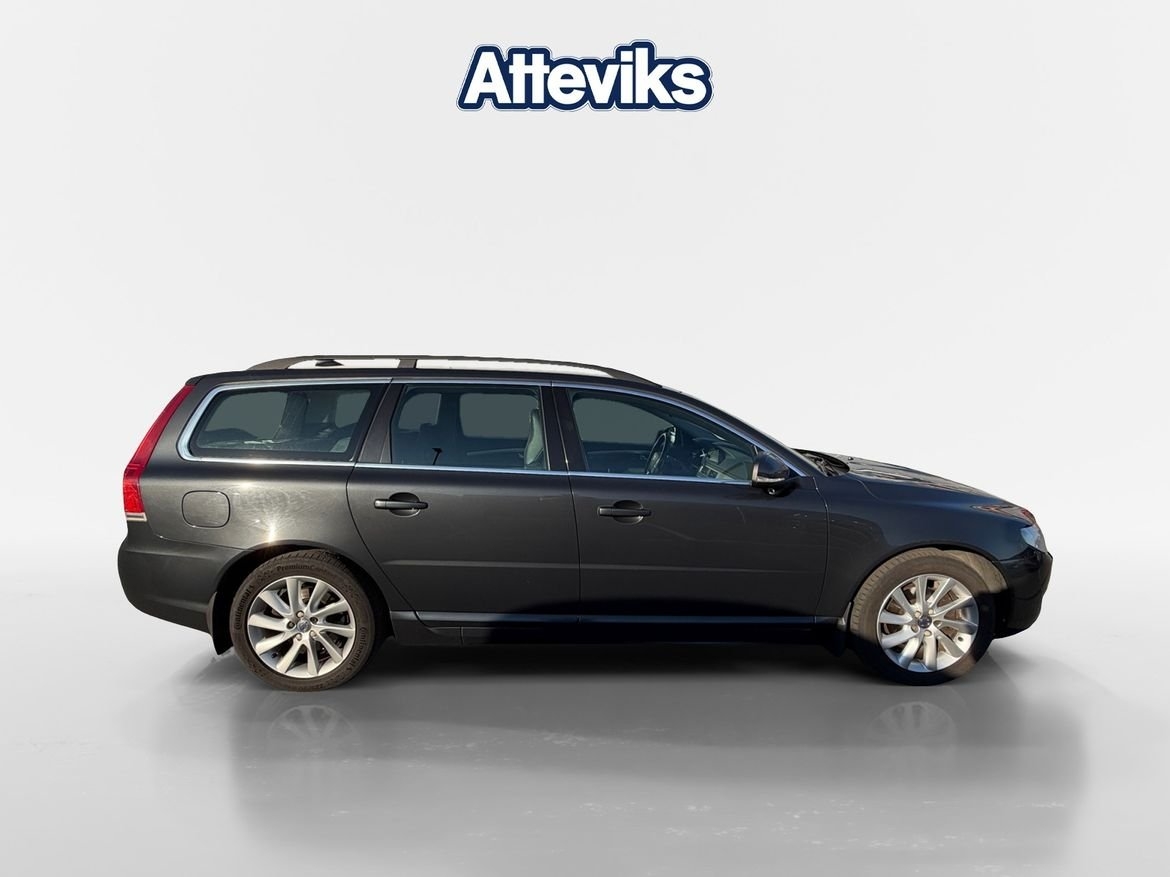 Volvo V70 D4 Manuell 181hk 2016, bild 2/7