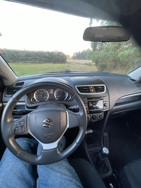 Suzuki Swift 2012, kuva 2/4