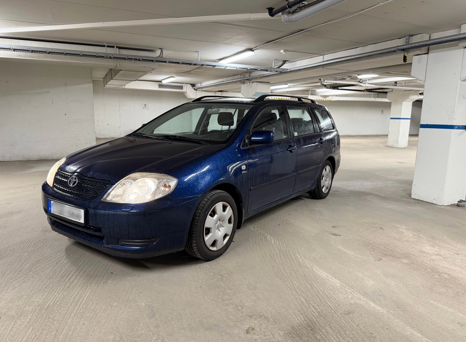 Toyota Corolla Kombi 1.6 VVT-I 2002, bild 2/7